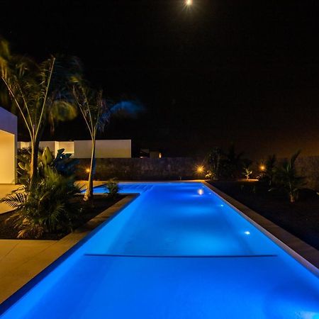 Villa Macan Тегисе Экстерьер фото