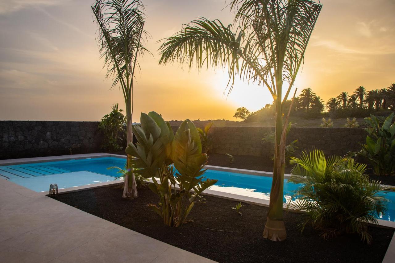 Villa Macan Тегисе Экстерьер фото