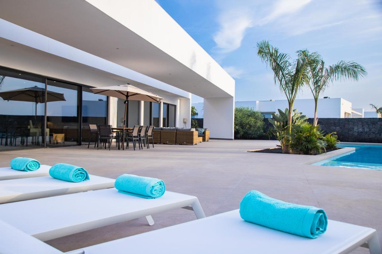 Villa Macan Тегисе Экстерьер фото